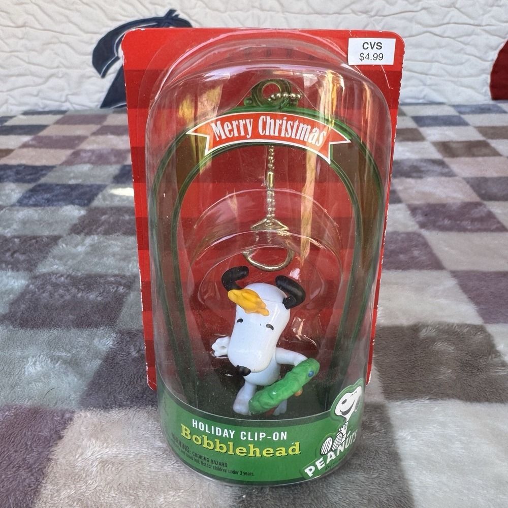 PEANUTS Holiday Clip-on‎ Bobblehead Red Frame Snoopy Forever Fun CVS